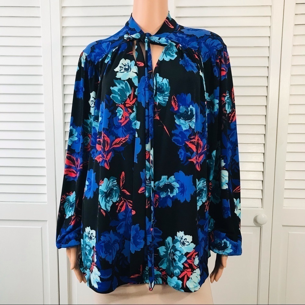 3/$25 JESSICA LONDON Black Floral Long Sleeve Shirt Size 18/20